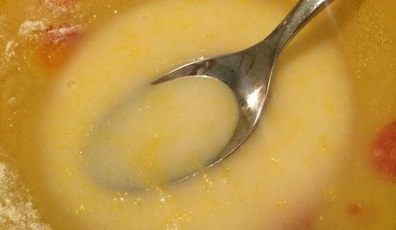 банановый кекс с маком и лимонной глазурью