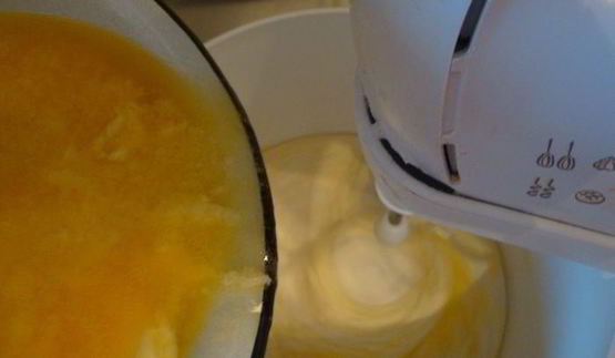 домашний кекс с изюмом