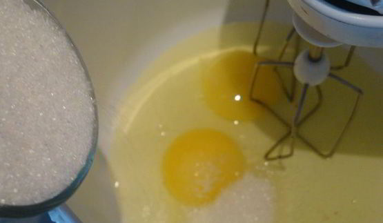 домашний кекс с изюмом