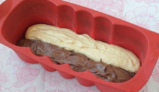 двухцветный кекс на сметане