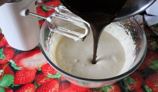 гречишный кекс с шоколадом, изюмом и тыквенными семечками