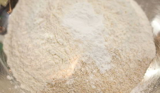 кабачковый кекс с козьим сыром