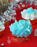 Капкейки с маком