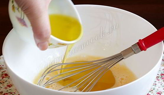 карамельный кекс на кукурузной муке