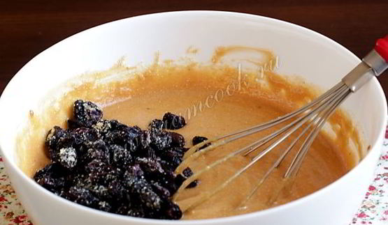 карамельный кекс на кукурузной муке