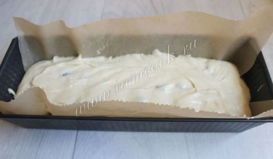 кекс на сгущенке с изюмом