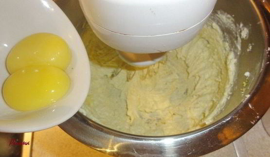 кекс с белым шоколадом и лаймом