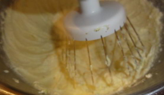 кекс с белым шоколадом и лаймом