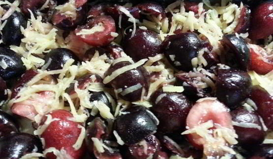 кекс с сыром и черешней