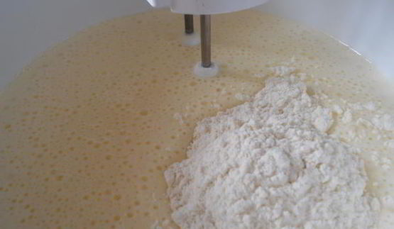 кекс сметанный с черносливом