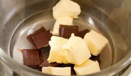 шоколадные капкейки с сюрпризом