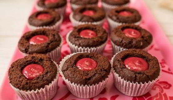 шоколадные капкейки с сюрпризом
