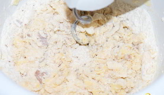 тминные кексы с лимонной глазурью