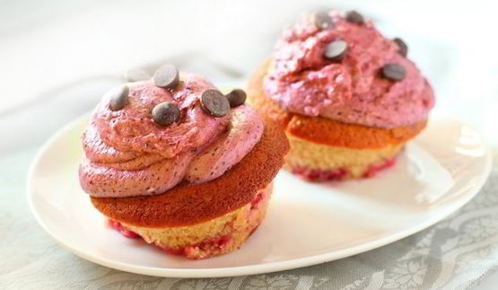 вишневые капкейки