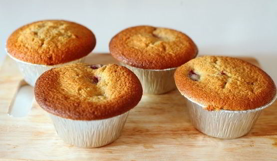 вишневые капкейки