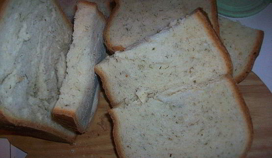 белый хлеб с укропом в хлебопечке