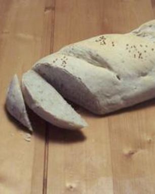 Итальянский хлеб с базиликом и орегано