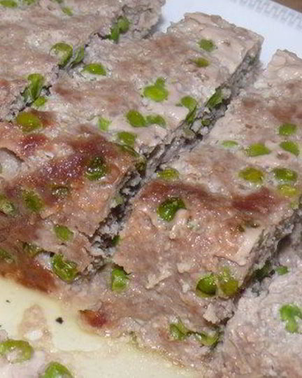 Рецепт итальянского мясного хлеба с зеленым горошком