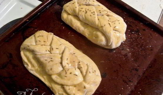 хлеб деревенский с тмином