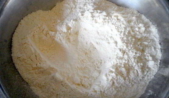 хлеб с чесноком и укропом