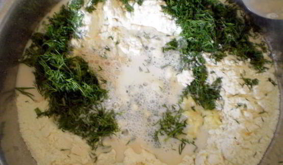 хлеб с чесноком и укропом