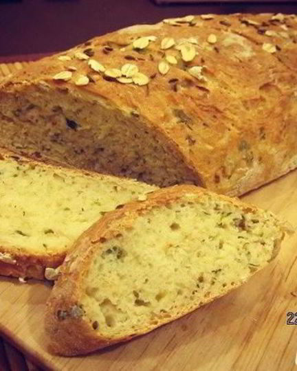 Рецепт хлеба с овсяными хлопьями и зеленым луком