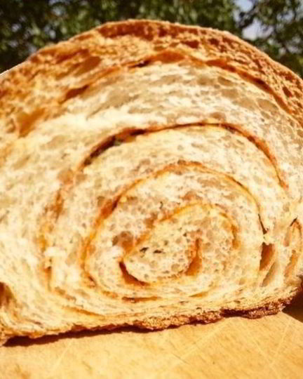 Рецепт хлеба с паприкой и базиликом