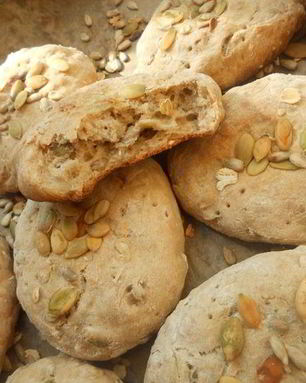 Хлеб с семечками и овсяными хлопьями