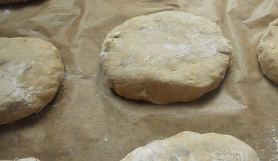 хлеб с семечками и овсяными хлопьями