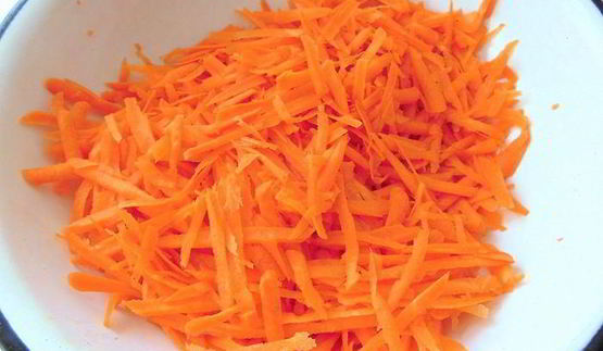 льняные хлебцы с изюмом и морковкой