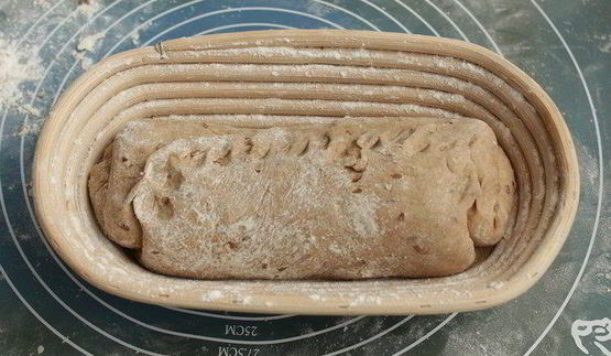 пшенично-ржаной хлеб с льняными семечками