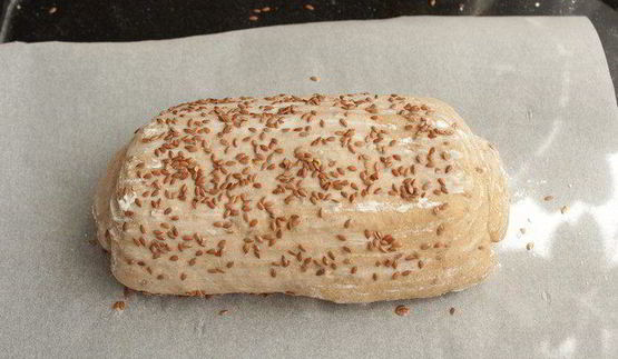 пшенично-ржаной хлеб с льняными семечками