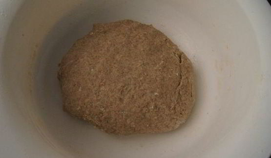 ржано-пшеничный хлеб с медом и отрубями