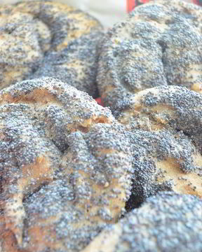 Ржаные хлебцы в маке