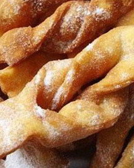 Рецепт хвороста с сахарной пудрой