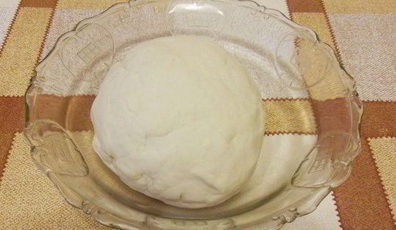 балык экмек — лепешка с рыбой и овощами