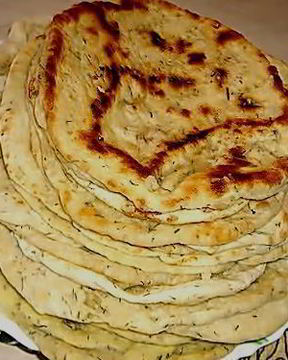 Домашние лепешки с укропом и чесноком
