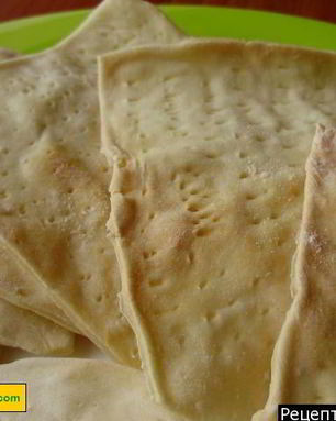 Еврейская Маца — лепешки в форме половика