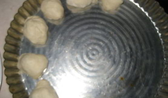 фокачча из шариков с сыром и оливками