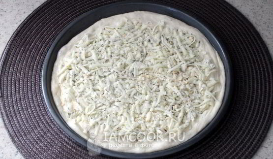 фокачча с сырами разных сортов