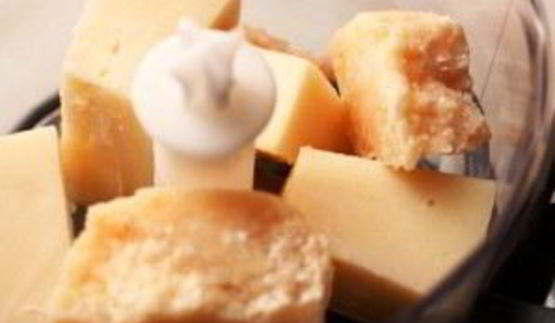 фокачча с сыром и базиликом