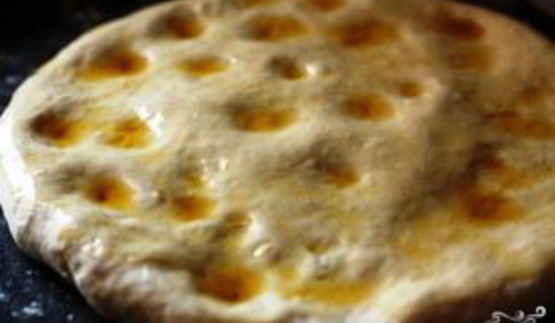 фокачча с сыром и базиликом