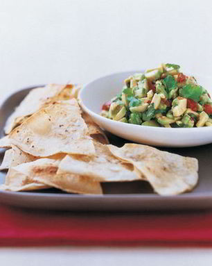 Гуакамоле с кукурузными лепешками