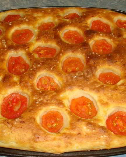 Рецепт картофельной фокаччи с помидорами