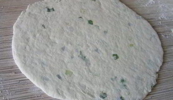 лепешка с зеленым луком