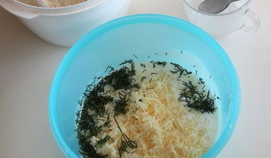 лепешки на кефире с сыром и зеленью