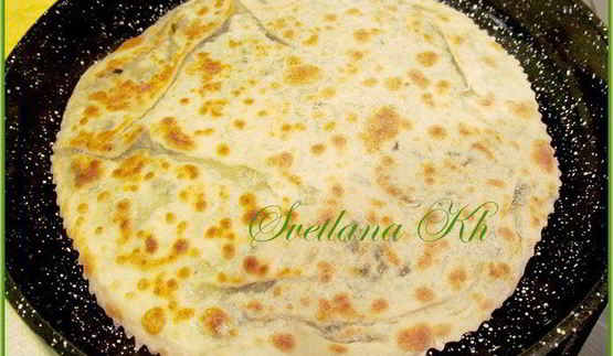 лепешки по-дунгански с мясом и зеленью