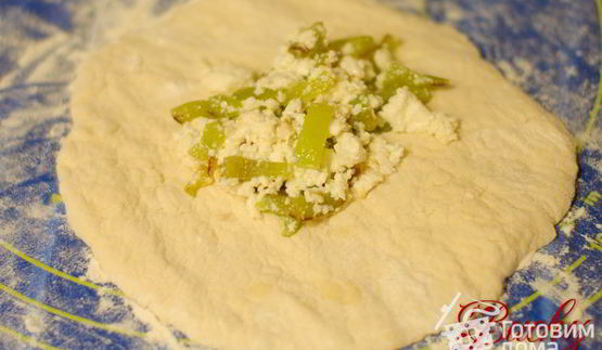 лепешки с брынзой и перцем