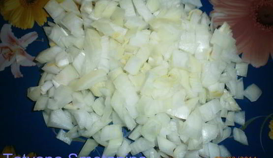 лепешки с луком и маком