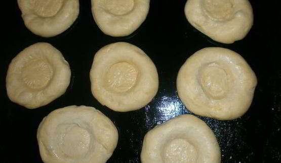 лепешки с луком и маком